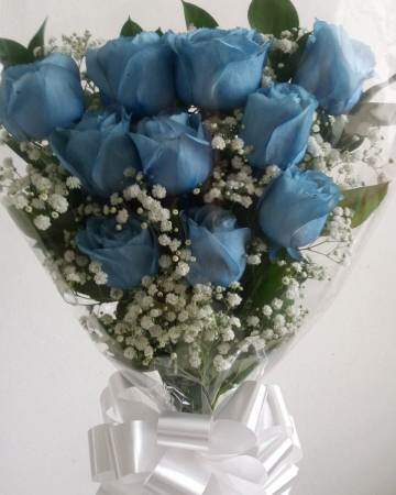 Bouquet com 12 Rosas Azuis Flores Naturais