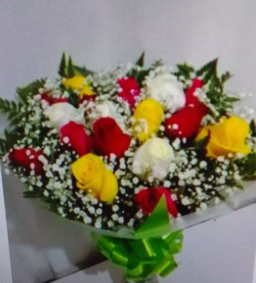 BOUQUET COM ROSAS NACIONAIS / MISTA / 15 UNIDADES