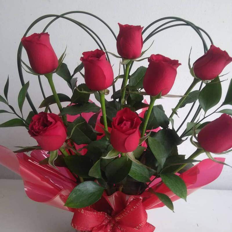 Floricultura Belas Artes | Arranjo Com 08 Rosas - Vermelhas