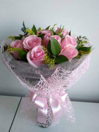 Bouquet com 08 Rosas Rosa Flores Naturais