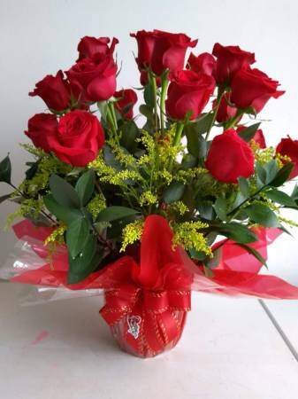 Arranjo com 12 Rosas Vermelhas Flores Naturais